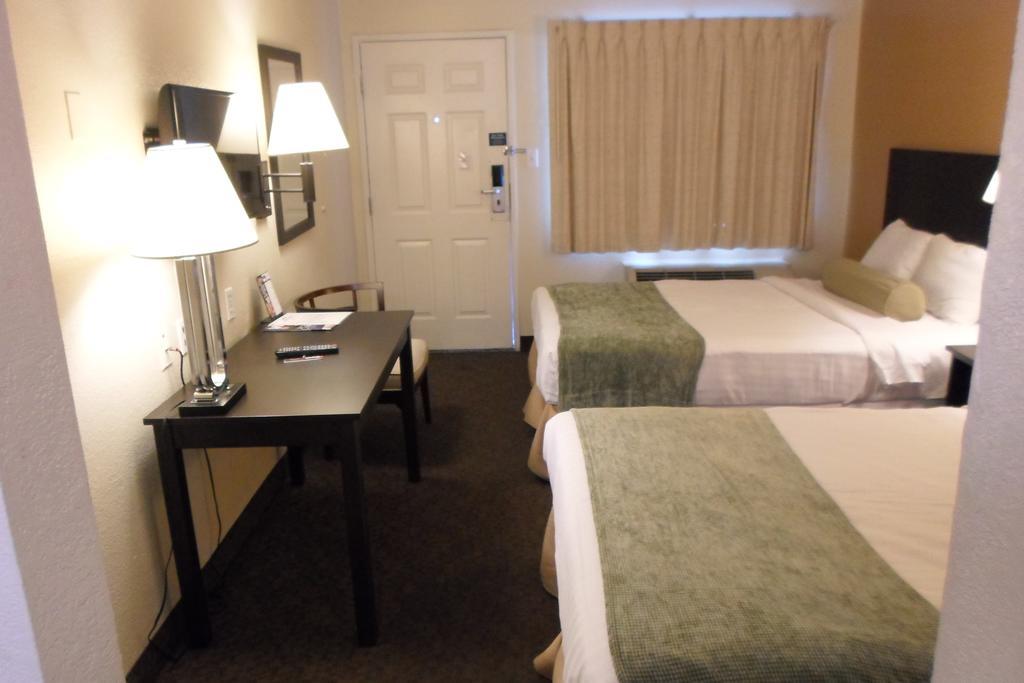 Howard Johnson By Wyndham Las Vegas Near The Strip Exterior foto