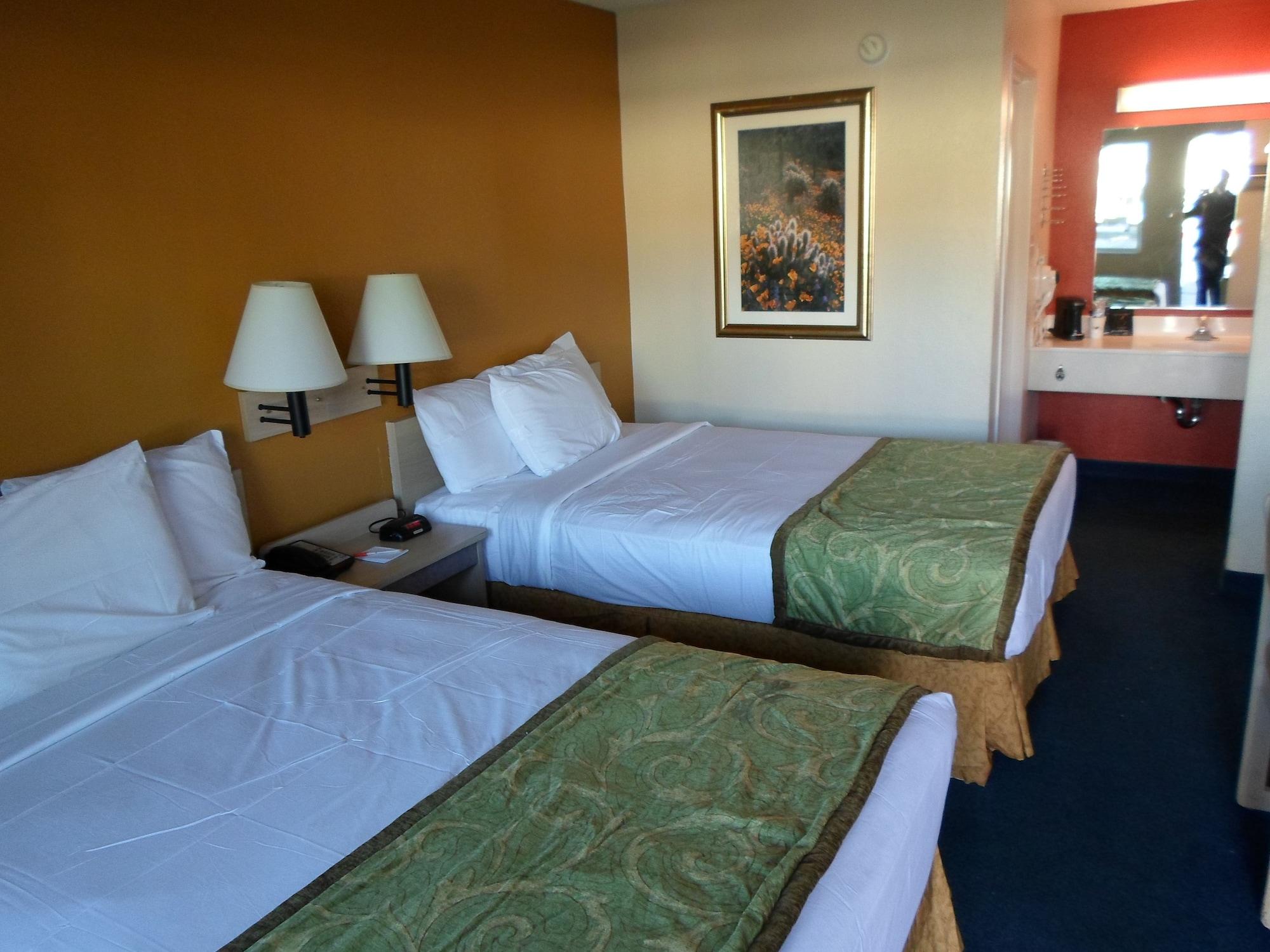 Howard Johnson By Wyndham Las Vegas Near The Strip Exterior foto