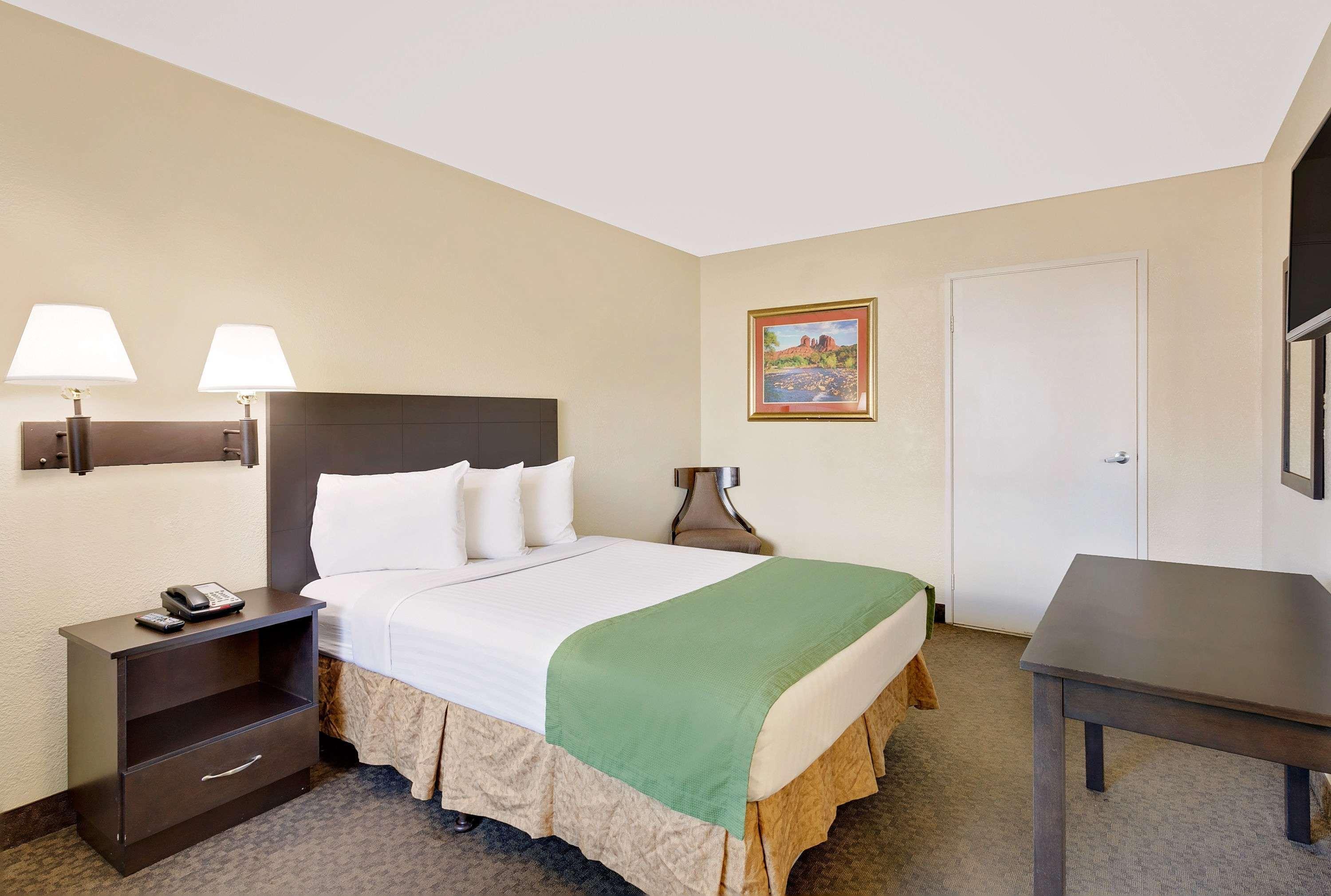 Howard Johnson By Wyndham Las Vegas Near The Strip Exterior foto