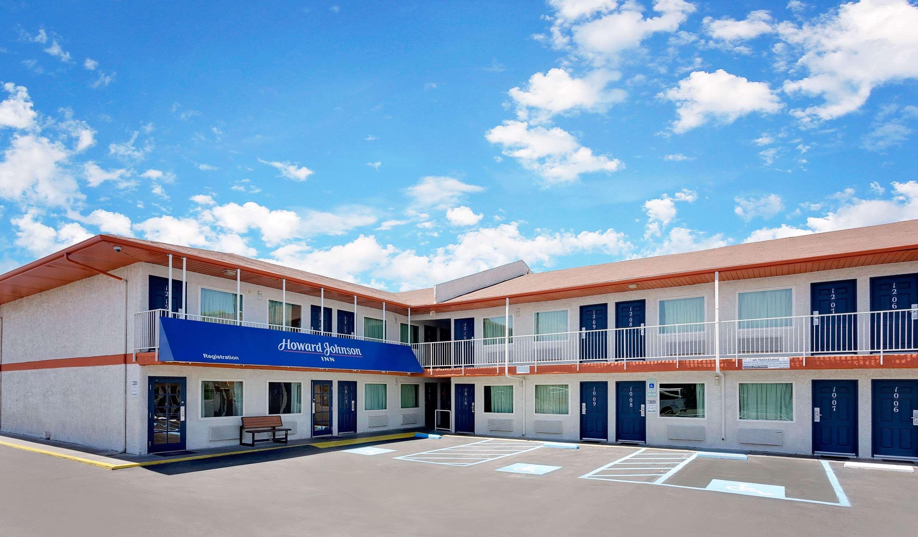 Howard Johnson By Wyndham Las Vegas Near The Strip Exterior foto